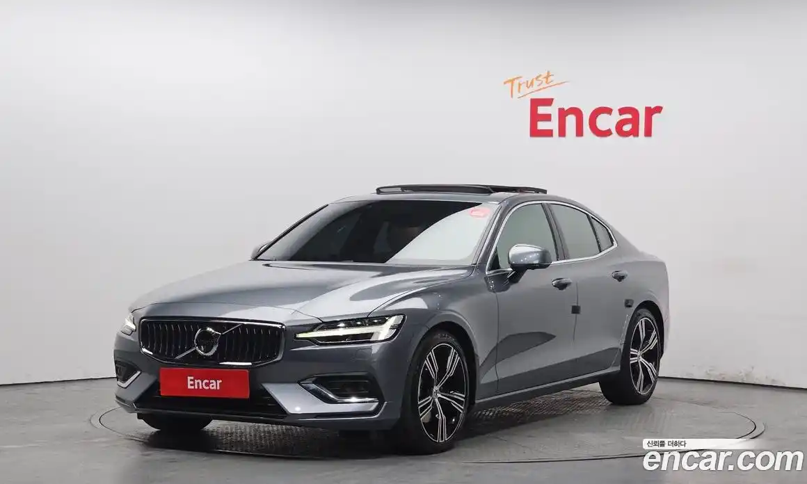 Volvo S60 2020 2.0 гидро в Москве № 230379, фото 1