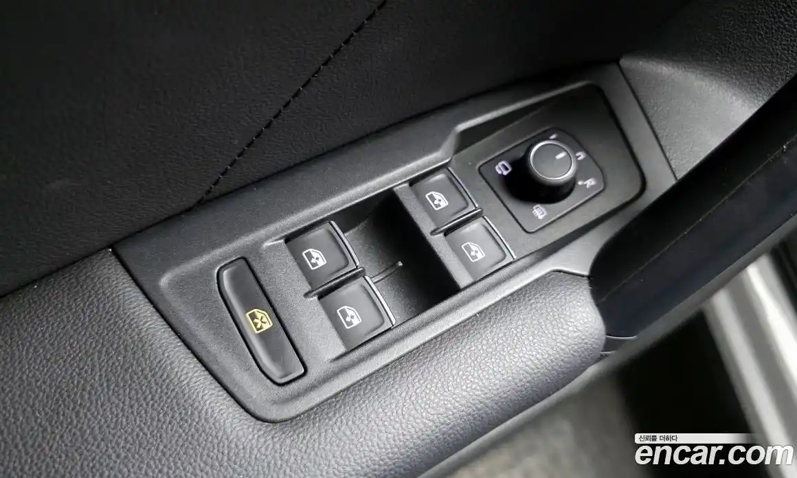 Volkswagen Tiguan 2021 2.0 гидро в Москве № 232086, фото 14