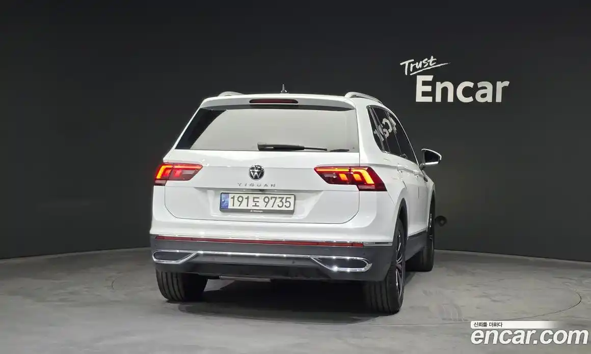 Volkswagen Tiguan 2021 2.0 гидро в Москве № 232086, фото 4