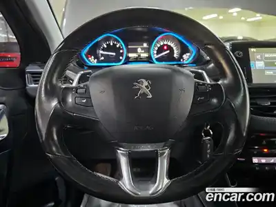 Peugeot 2008 2015 1.6 гидро в Москве, миниатюра 7