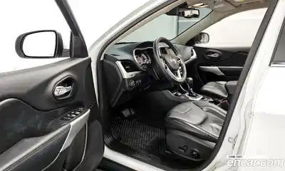 Jeep Cherokee 2018 2.4 гидро в Москве № 1014912, миниатюра 12