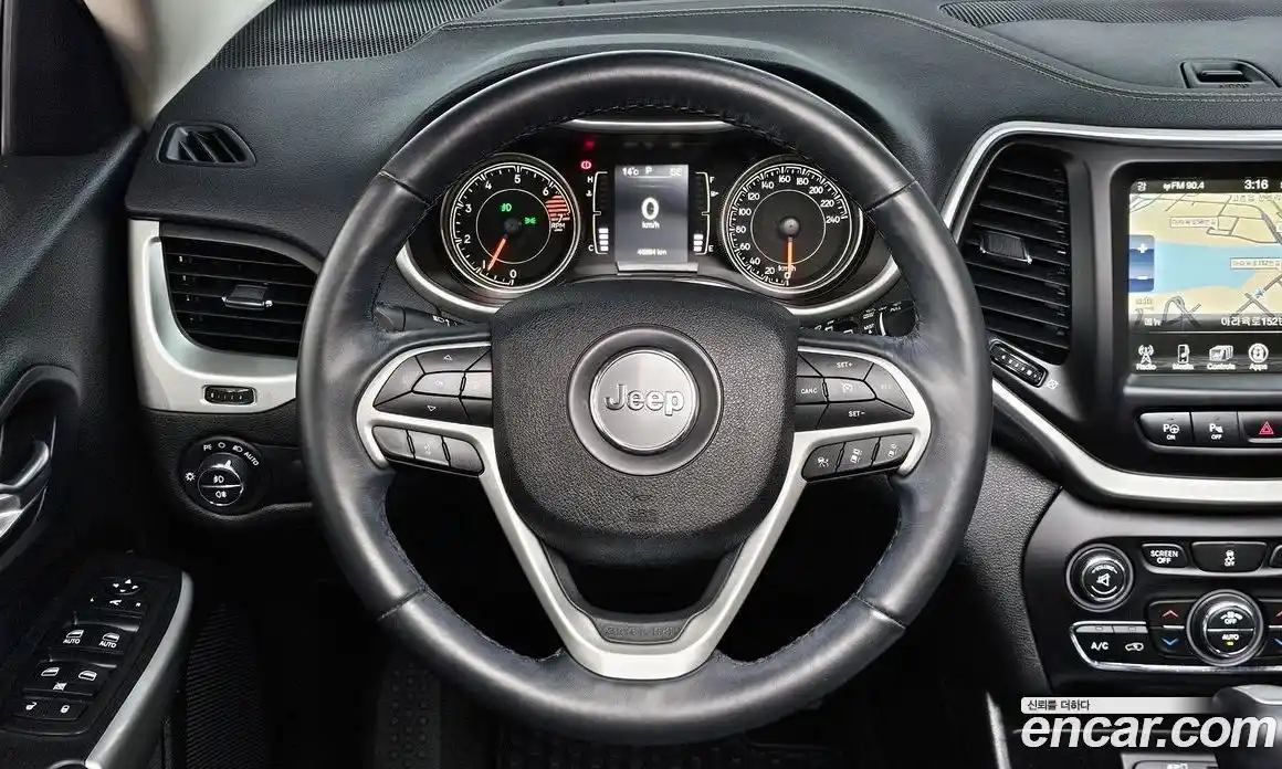 Jeep Cherokee 2018 2.4 гидро в Москве № 1014912, фото 13