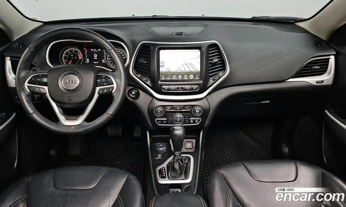 Jeep Cherokee 2018 2.4 гидро в Москве № 1014912, фото 7