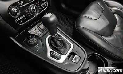 Jeep Cherokee 2018 2.4 гидро в Москве № 1014912, миниатюра 9