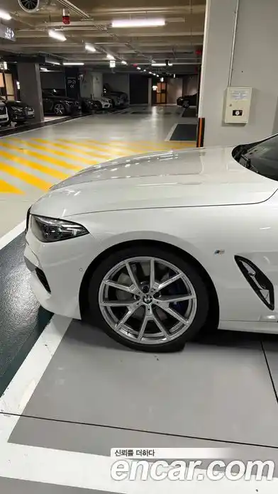 BMW 8-Series 2023 4.4 гидро в Москве № 1289873, миниатюра 5