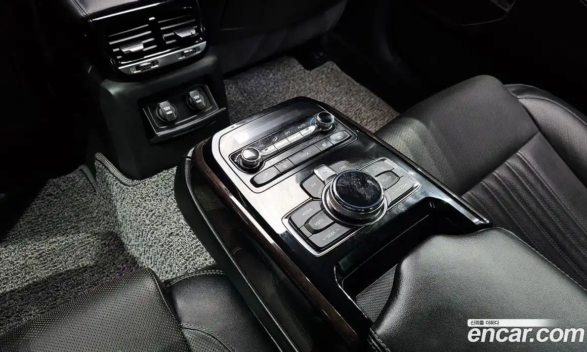 Genesis EQ900 2016 3.8 гидро в Москве № 1318789, фото 20