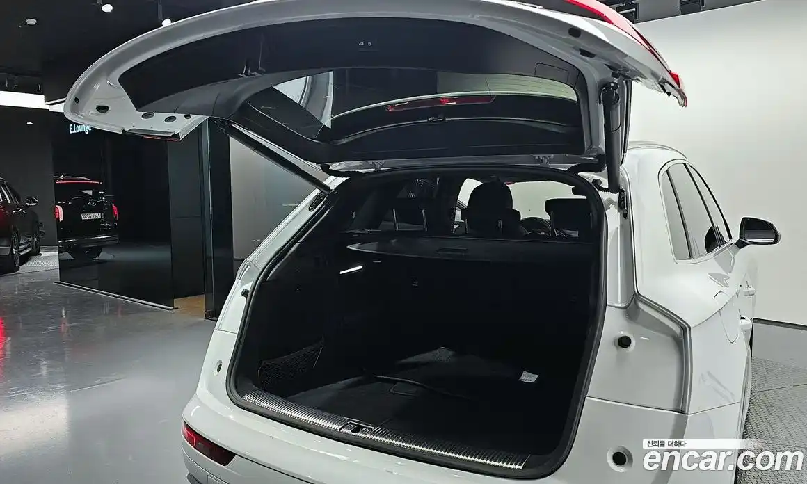 Audi Q5 2020 2.0 гидро в Москве № 141210, фото 20