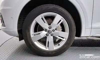 Audi Q5 2020 2.0 гидро в Москве № 141210, миниатюра 5