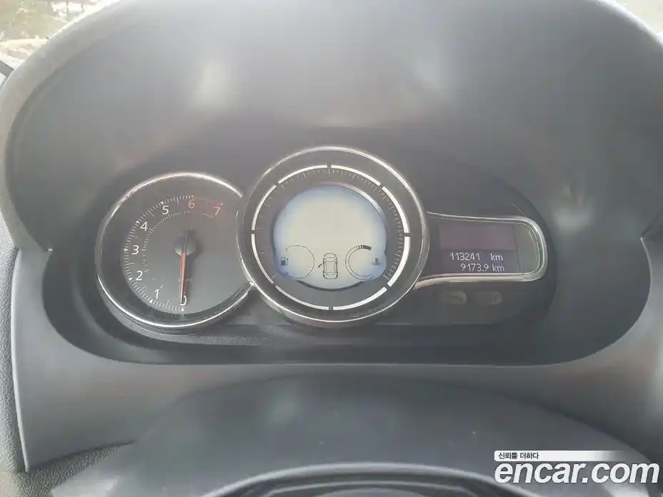 Renault SM3 2013 1.6 гидро в Москве № 153027, фото 14