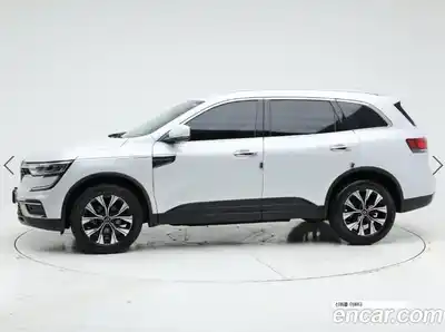 Renault QM6 2022 2.0 гидро в Москве № 1543703, миниатюра 2
