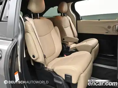 Toyota Sienna 2022 2.5 гидро в Москве № 1550066, миниатюра 12