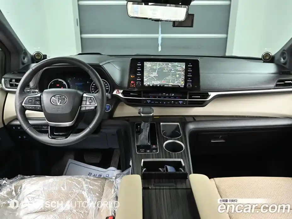 Toyota Sienna 2022 2.5 гидро в Москве № 1550066, фото 7