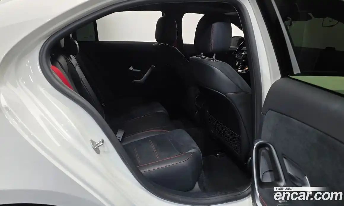 Mercedes-Benz A-Class 2023 2.0 гидро в Москве № 160172, фото 12