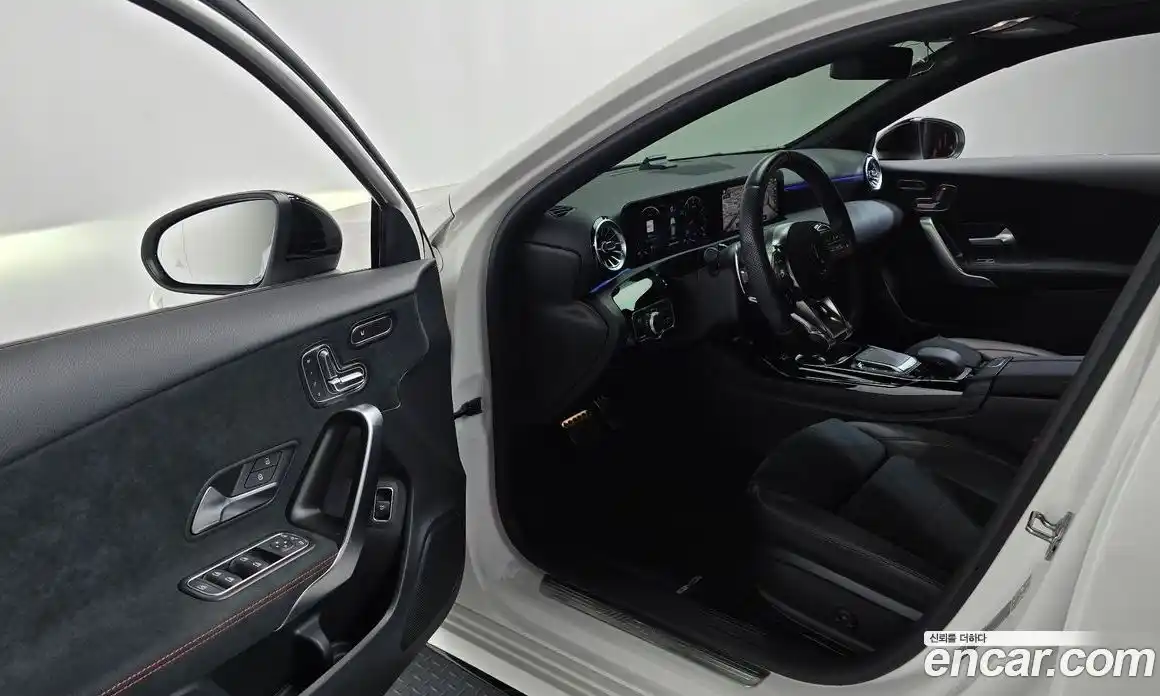 Mercedes-Benz A-Class 2023 2.0 гидро в Москве № 160172, фото 10