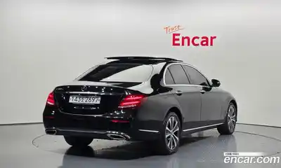 Mercedes-Benz E-Class 2019 2.0 гидро в Москве, миниатюра 2