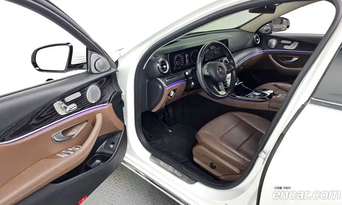 Mercedes-Benz E-Class 2017 2.0 гидро в Москве, фото 10