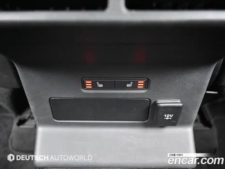 Land Rover Range-Rover Velar 2018 3.0 гидро в Москве № 1619487, фото 16