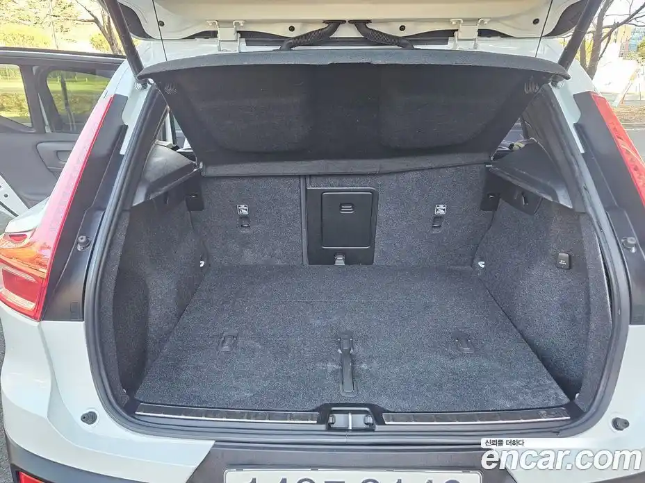 Volvo XC40 2021 2.0 гидро в Москве № 164821, фото 14