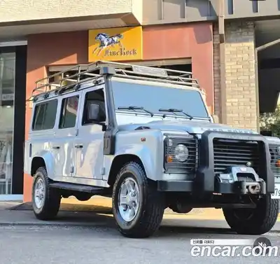 Land Rover Defender, 2010