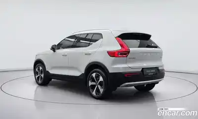 Volvo XC40 2025 2.0 гидро в Москве № 1691599, миниатюра 2