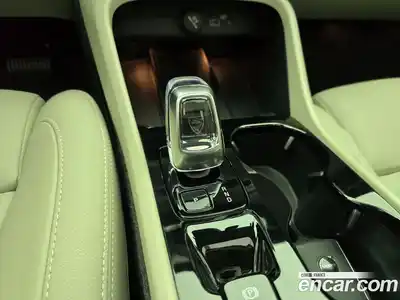 Volvo XC40 2025 2.0 гидро в Москве № 1691599, миниатюра 9