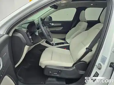 Volvo XC40 2025 2.0 гидро в Москве № 1691599, миниатюра 10