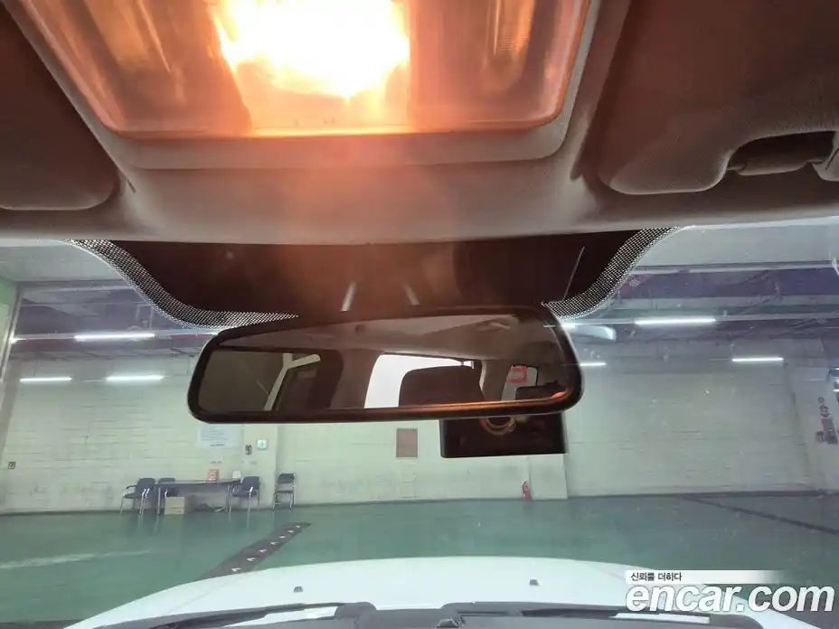 Land Rover Discovery 2015 3.0 гидро в Москве № 1692131, фото 13