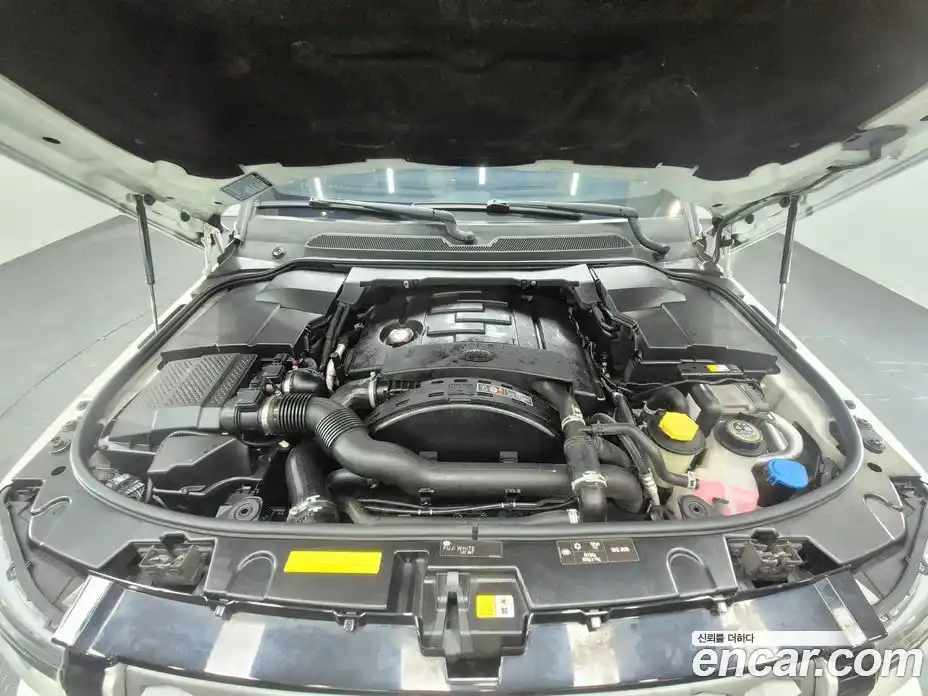 Land Rover Discovery 2015 3.0 гидро в Москве № 1692131, фото 16