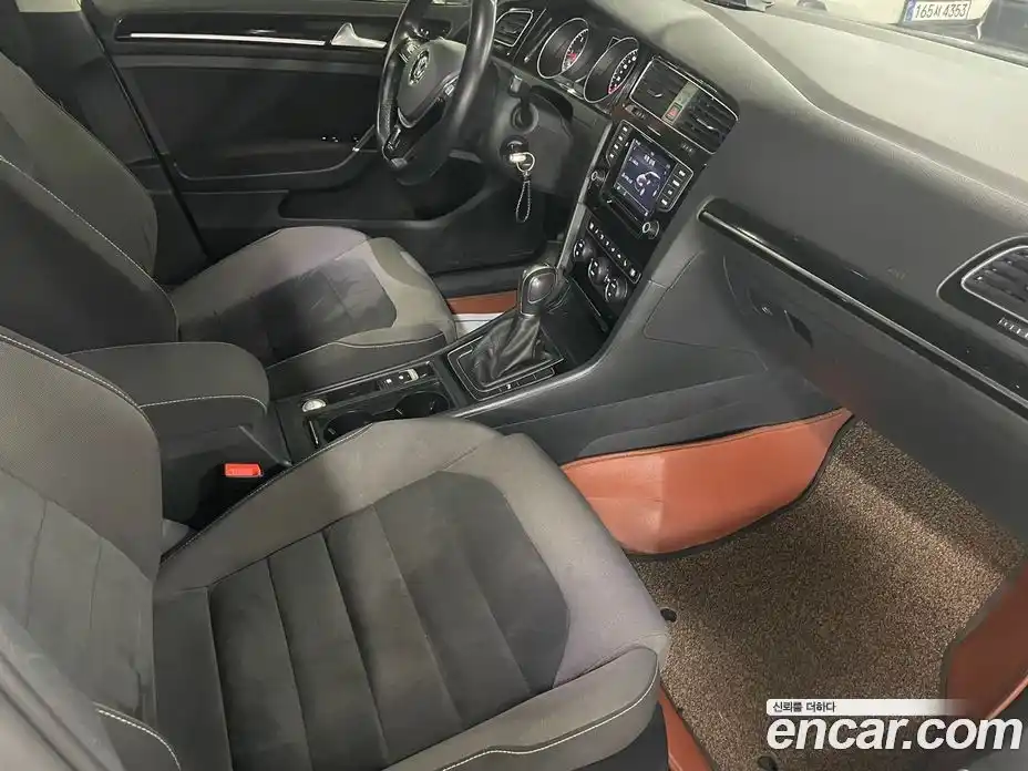 Volkswagen Golf 2015 2.0 гидро в Москве № 169309, фото 18