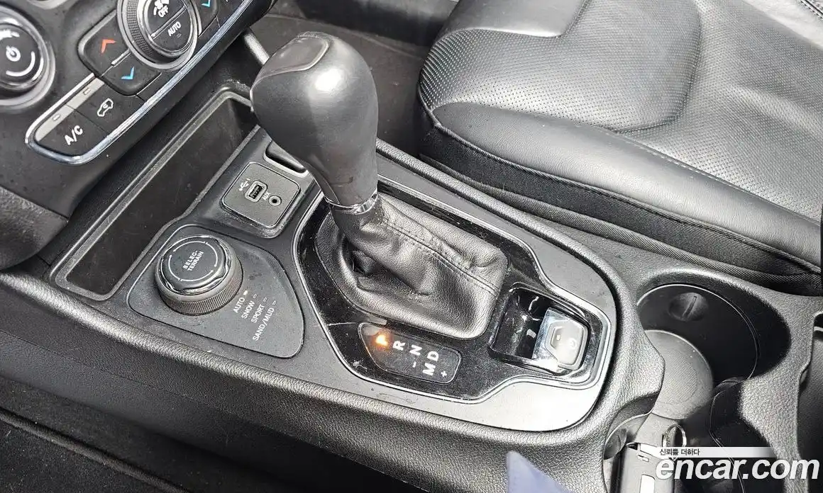 Jeep Cherokee 2020 2.4 гидро в Москве № 169863, фото 9
