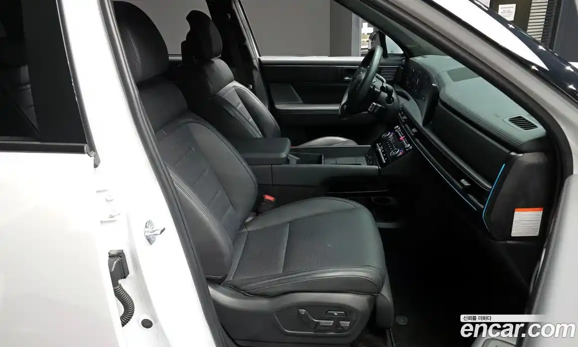 Hyundai Santa Fe 2024 1.6 гидро в Москве № 1757669, фото 11