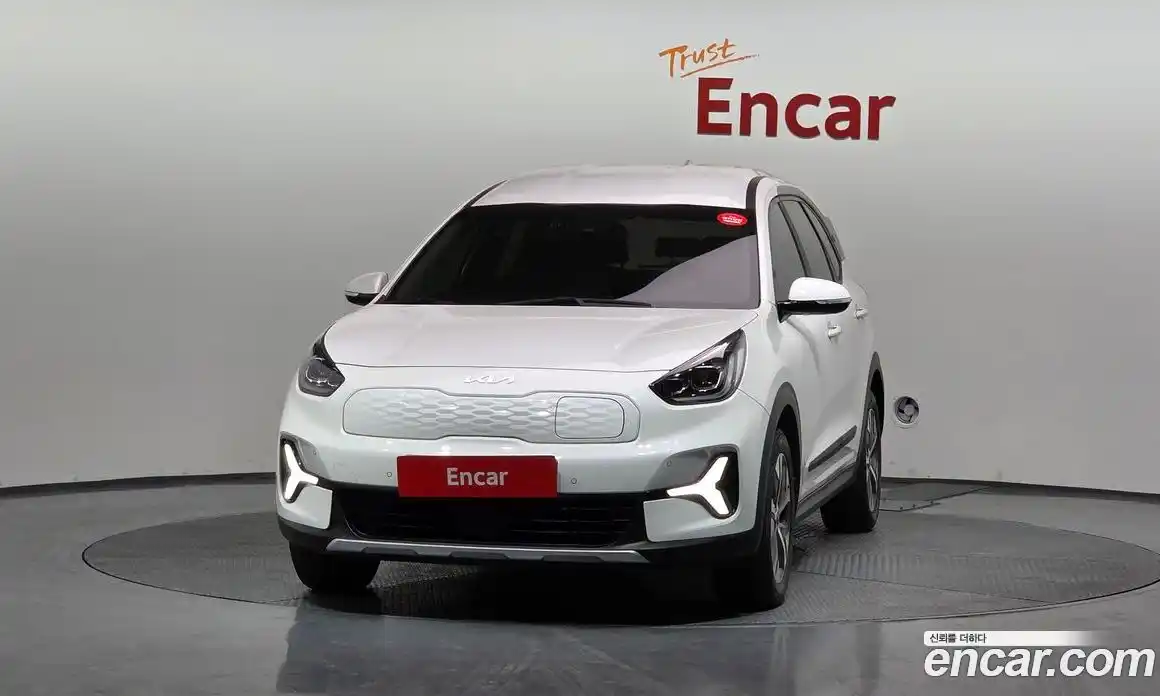 Kia Niro 2022 0.2 гидро в Москве № 1758507, фото 3