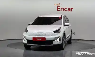Kia Niro 2022 0.2 гидро в Москве № 1758507, миниатюра 3