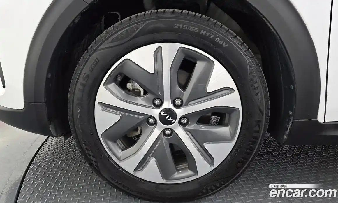 Kia Niro 2022 0.2 гидро в Москве № 1758507, фото 5