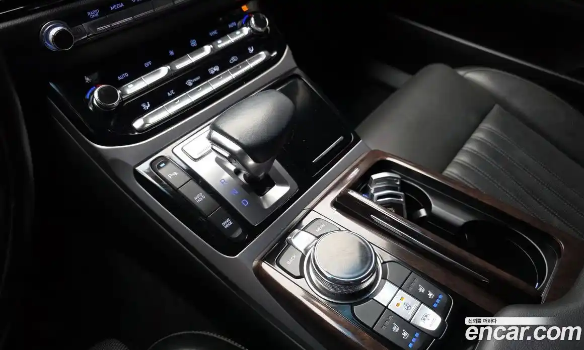 Genesis EQ900 2018 3.8 гидро в Москве № 1758838, фото 9