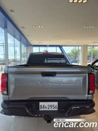 Chevrolet Colorado 2024 2.7 гидро в Москве № 1760768, миниатюра 4