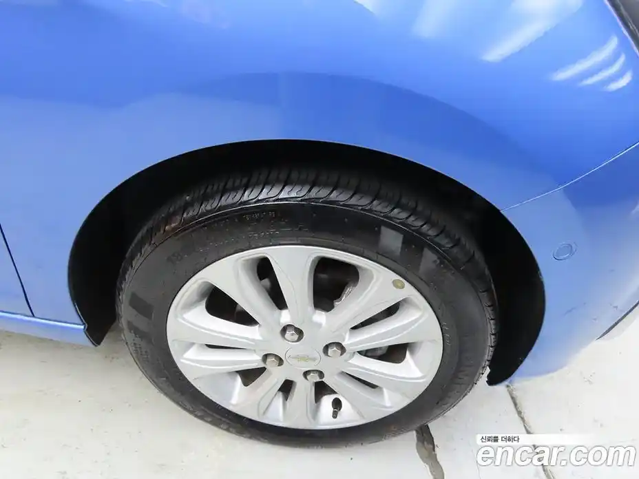 Chevrolet Spark 2016 1.0 гидро в Москве, фото 19