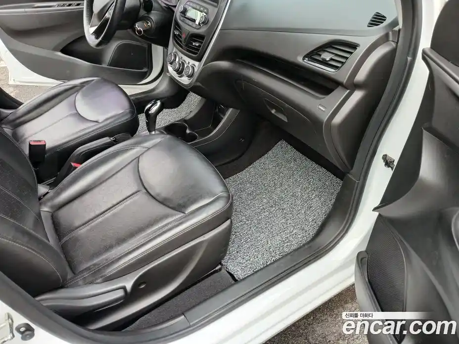 Chevrolet Spark 2015 1.0 гидро в Москве № 1760888, фото 11