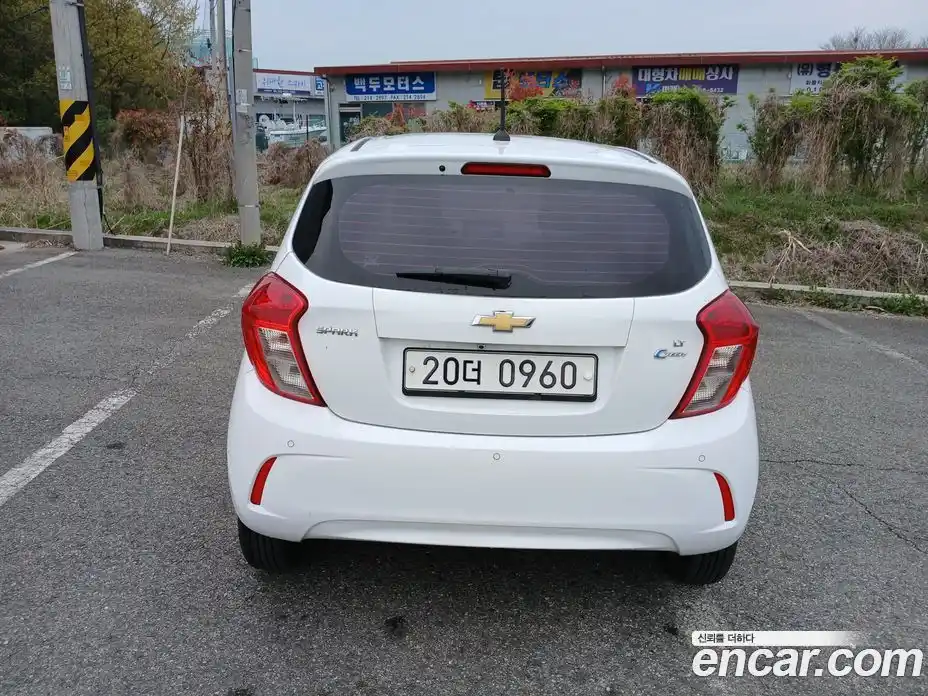 Chevrolet Spark 2015 1.0 гидро в Москве № 1760888, фото 4