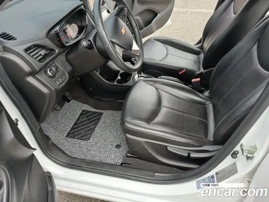 Chevrolet Spark 2015 1.0 гидро в Москве № 1760888, фото 10