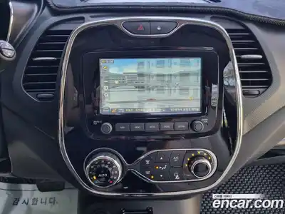 Renault QM3 2016 1.5 гидро в Москве № 1761739, миниатюра 11