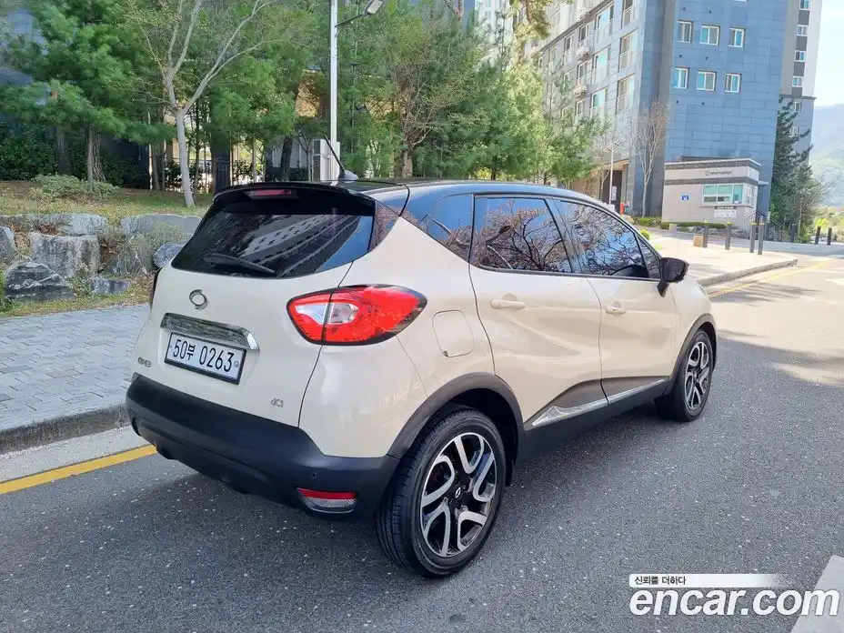 Renault QM3 2016 1.5 гидро в Москве № 1761739, фото 5