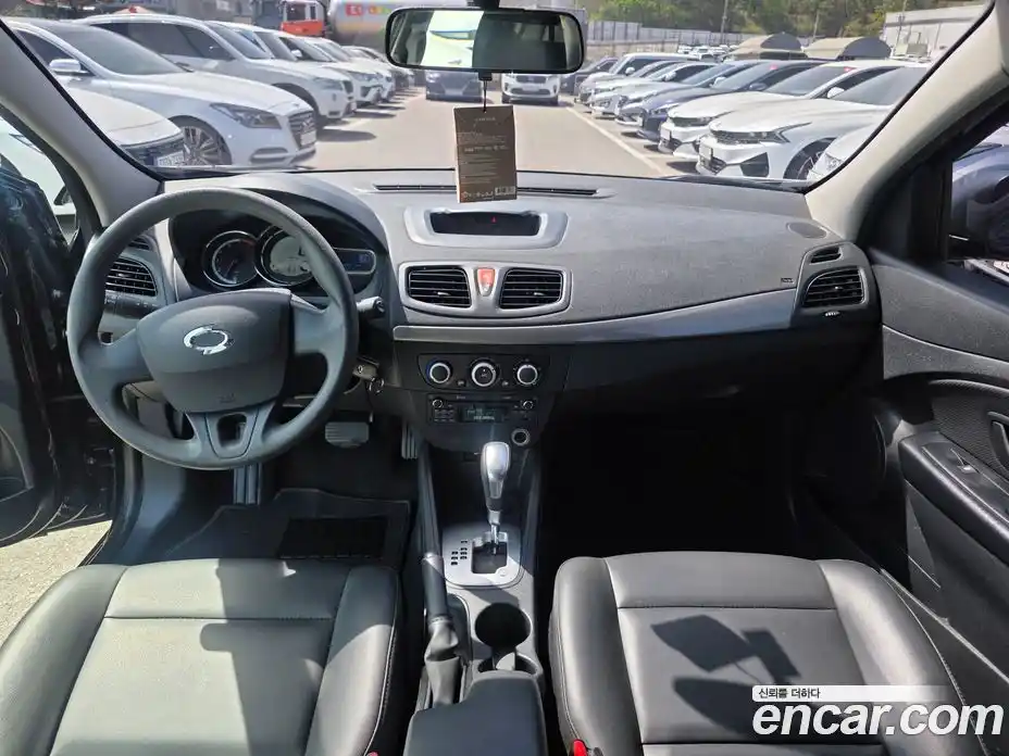 Renault SM3 2018 1.6 гидро в Москве № 1761791, фото 9