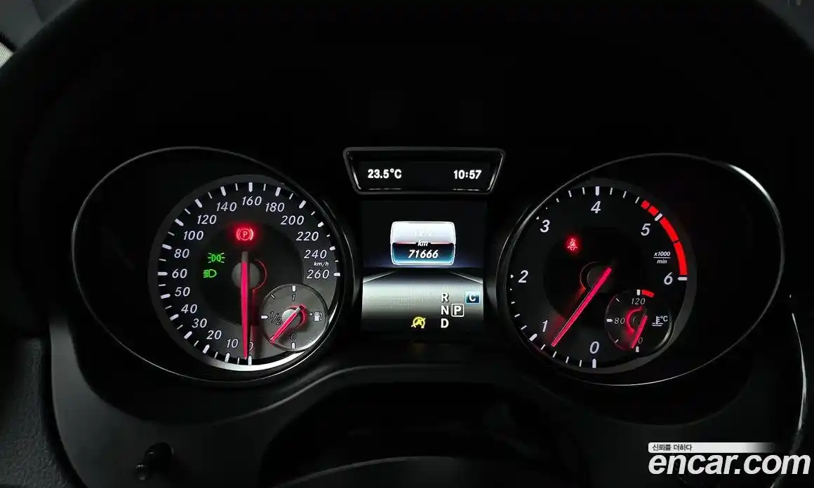 Mercedes-Benz GLA-Class 2017 2.1 гидро в Москве № 1762629, фото 8