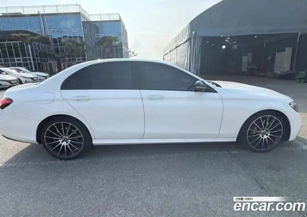 Mercedes-Benz E-Class 2023 2.0 гидро в Москве № 1762631, фото 11
