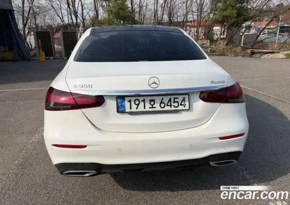 Mercedes-Benz E-Class 2023 2.0 гидро в Москве № 1762631, фото 3