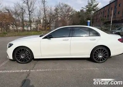Mercedes-Benz E-Class 2023 2.0 гидро в Москве № 1762631, миниатюра 5