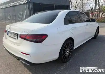 Mercedes-Benz E-Class 2023 2.0 гидро в Москве № 1762631, миниатюра 6