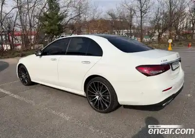 Mercedes-Benz E-Class 2023 2.0 гидро в Москве № 1762631, миниатюра 9
