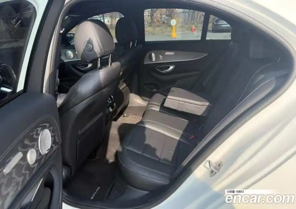 Mercedes-Benz E-Class 2023 2.0 гидро в Москве № 1762631, фото 10